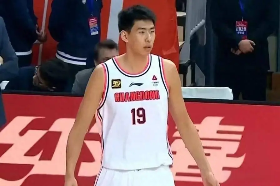 场均, img, 经纪人董昊
